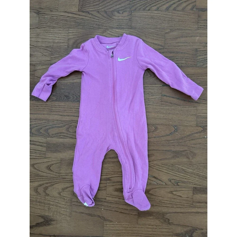 NEW Girl BOY NIKE LAVENDER ONE PIECE  SIZE 6 months